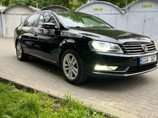 Volkswagen Passat foto 3