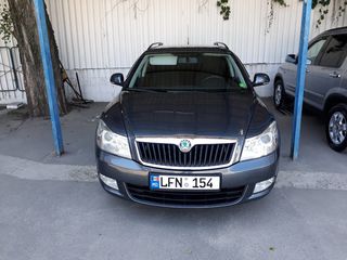 Skoda Octavia foto 2