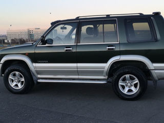 Isuzu Trooper foto 15