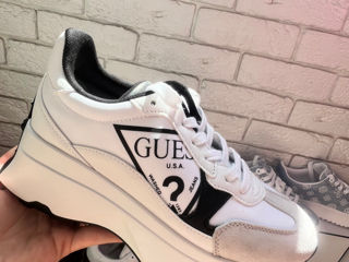 Guess 37 foto 6