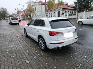 Audi Q5 e-tron foto 2