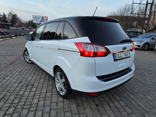 Ford Grand C-MAX foto 4