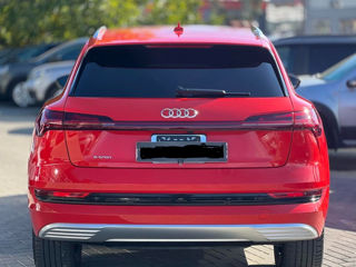 Audi e-tron foto 2