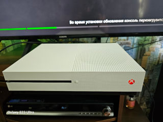 Продам Xbox one s foto 2