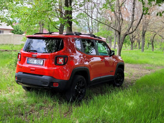 Jeep Renegade foto 2