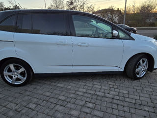 Ford Grand C-MAX foto 2