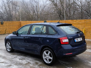 Skoda Rapid фото 10