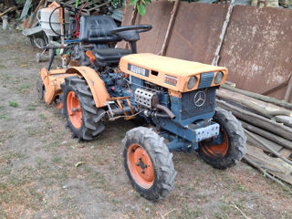 Vând tractor Kubota b6000 foto 1