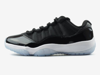 Nike Air Jordan Retro 11 Low Space Jam foto 4