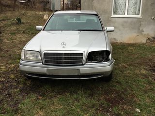 Mercedes C Class foto 1