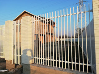 Garduri, Porti,din metal  Moderne foto 3