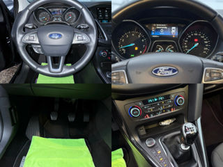 Ford Focus foto 11