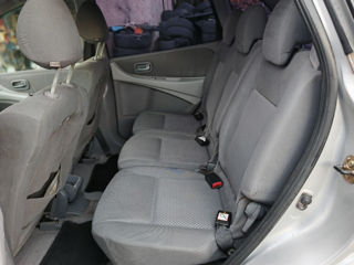 Nissan Almera foto 8