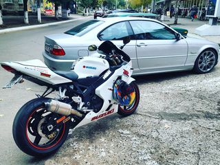 Suzuki GSX-R foto 4