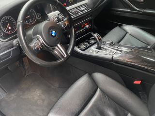 BMW 5 Series foto 10