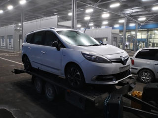 Renault Grand Scenic foto 2