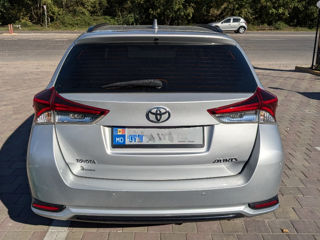 Toyota Auris foto 2