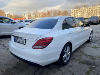 Mercedes C-Class foto 4