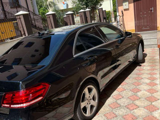 Mercedes E-Class foto 2