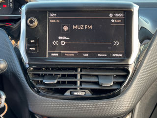 Peugeot 2008 фото 11