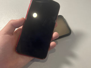 iPhone XR на 128гб foto 3