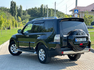 Mitsubishi Pajero foto 5