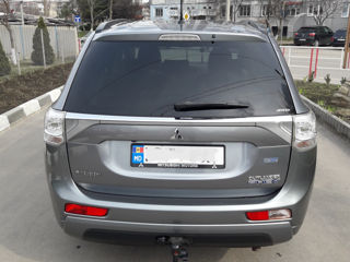 Mitsubishi Outlander foto 5