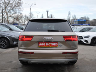 Audi Q7 foto 6