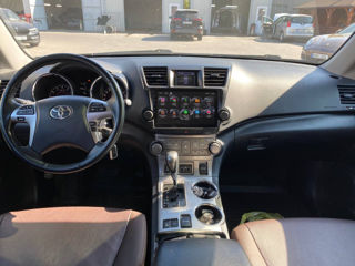 Toyota Highlander foto 8