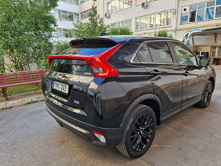 Mitsubishi Eclipse Cross foto 3