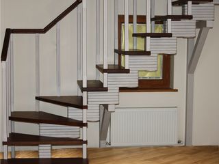 Trepte și scări din lemn de stejar. Confecționare+ vopsire+ livrare+ montare+ garanție !!! foto 5