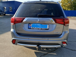 Mitsubishi Outlander foto 5