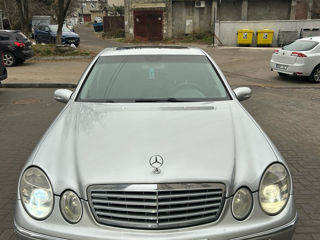 Mercedes E-Class foto 5