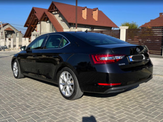 Skoda Superb foto 5