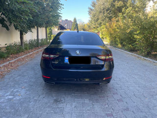 Skoda Superb foto 5