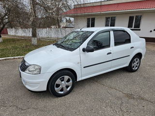 Dacia Logan foto 1