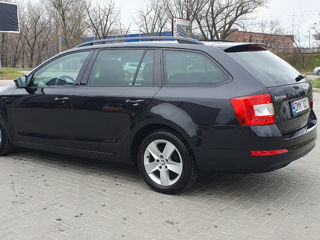 Skoda Octavia foto 3