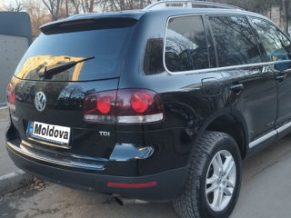 Volkswagen Touareg foto 6