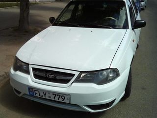 Daewoo Nexia foto 1