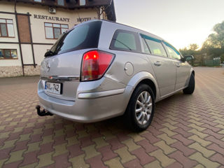 Opel Astra foto 3