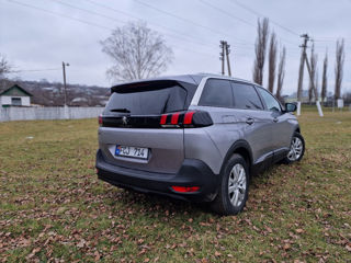 Peugeot 5008 foto 2