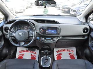 Toyota Yaris foto 10