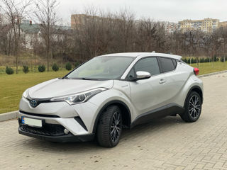 Toyota C-HR foto 4