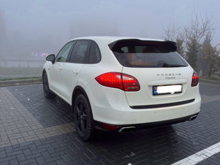 Porsche Cayenne foto 4