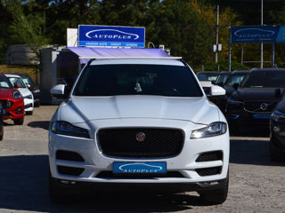 Jaguar F-PACE foto 15