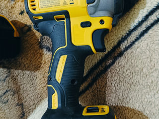 DCK266P2T SET Dewalt Drill + Impact + 2x 5ah Batt foto 6