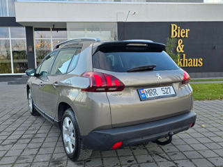 Peugeot 2008 foto 4