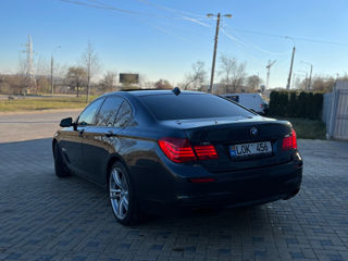 BMW 7 Series foto 8