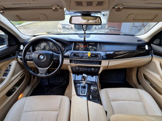 BMW 5 Series foto 6