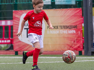 Înscrie-ți copilul la Fotbal pentru Copii de la 3 Ani! foto 2